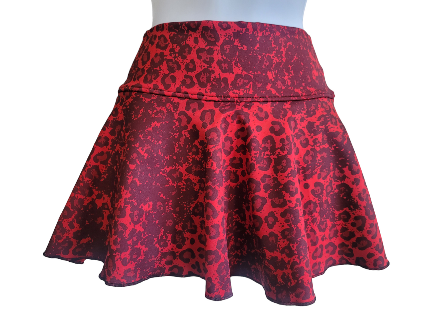 Falda Short Con Diseño Animal Print