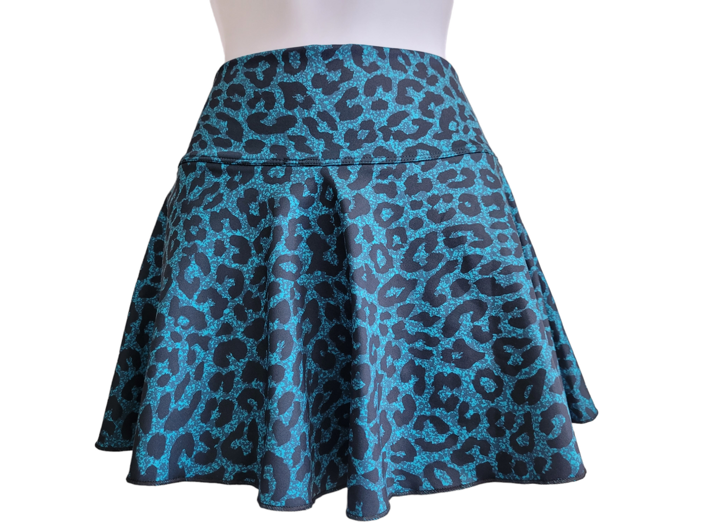 Falda Short Con Diseño Animal Print