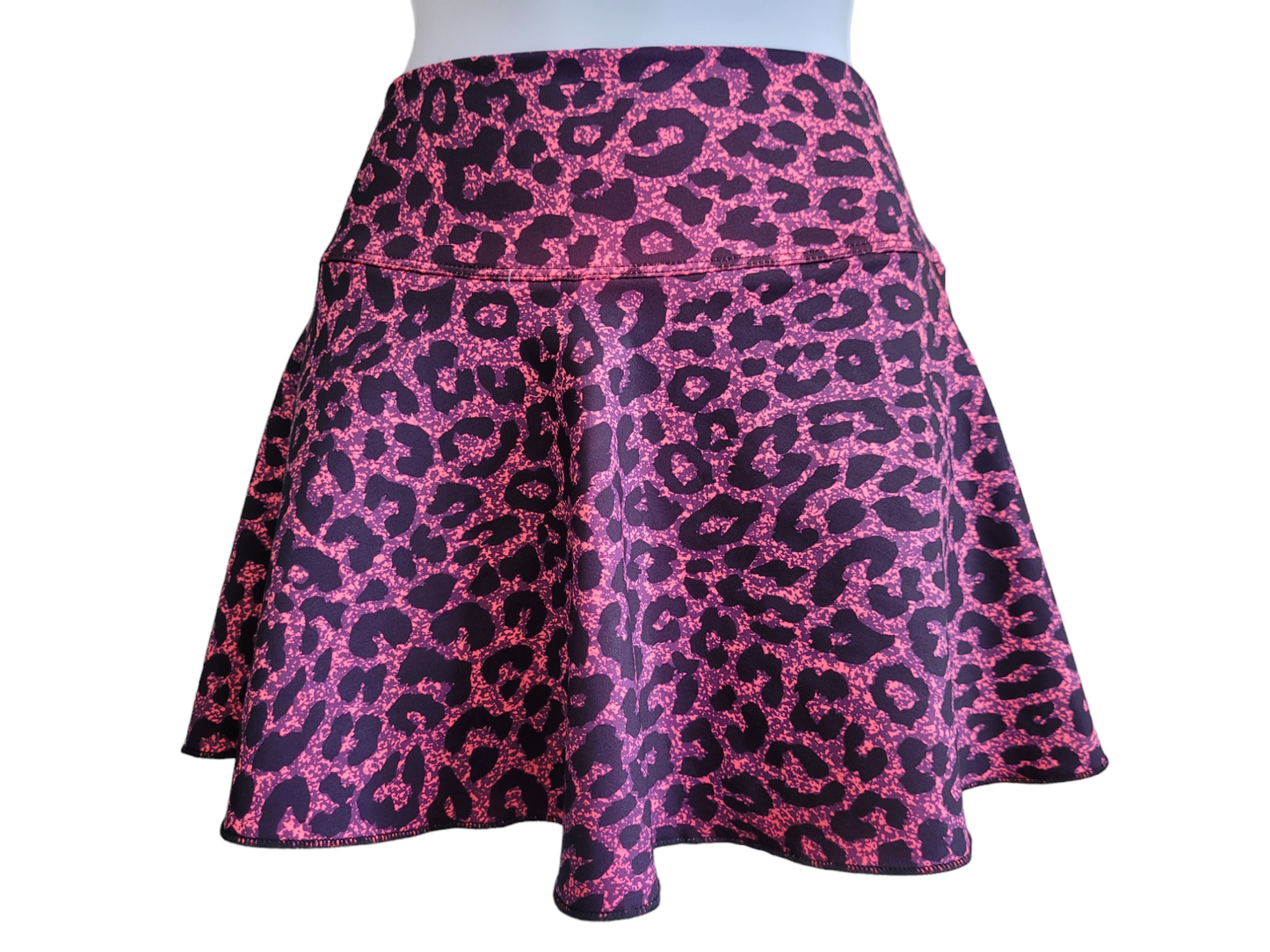 Falda Short Con Diseño Animal Print