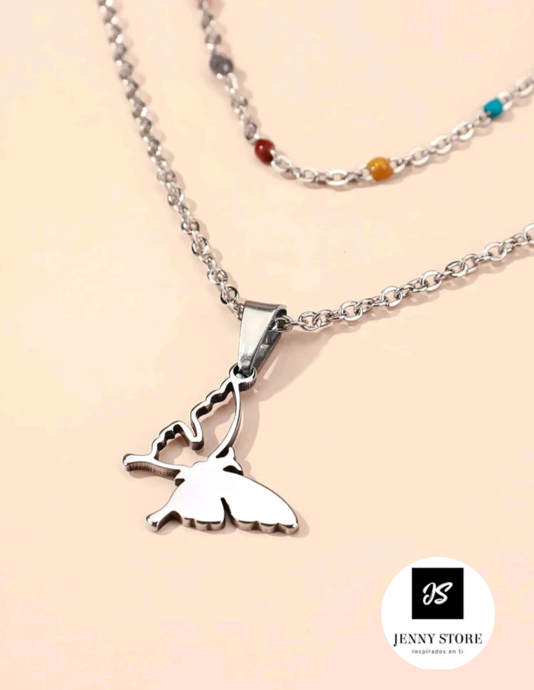 Collar a Capas Plateado Con Diseño de Mariposa