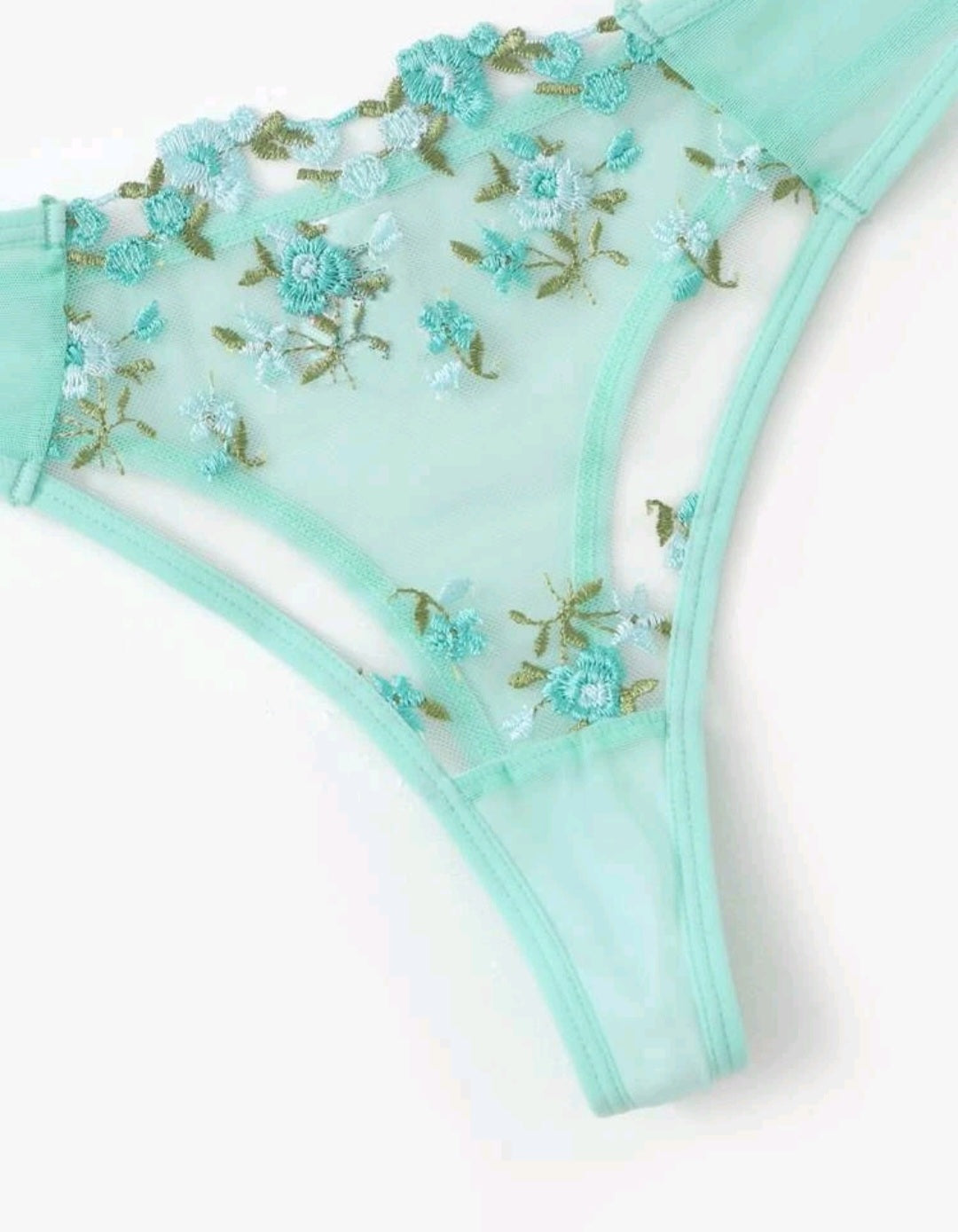 Conjunto de Lencería con Bordado Color Turquesa