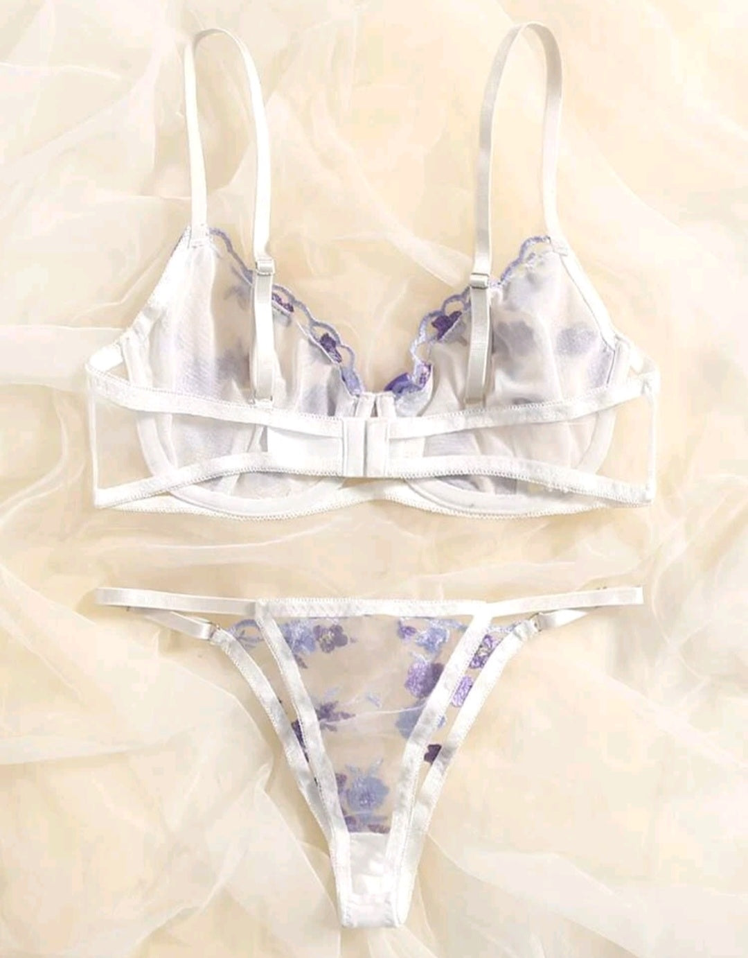 Conjunto De Lencería Transparente Con Bordado Floral