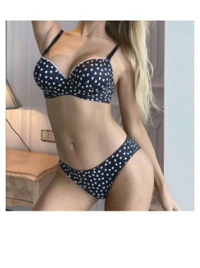 Conjunto Con Estampado de Corazones