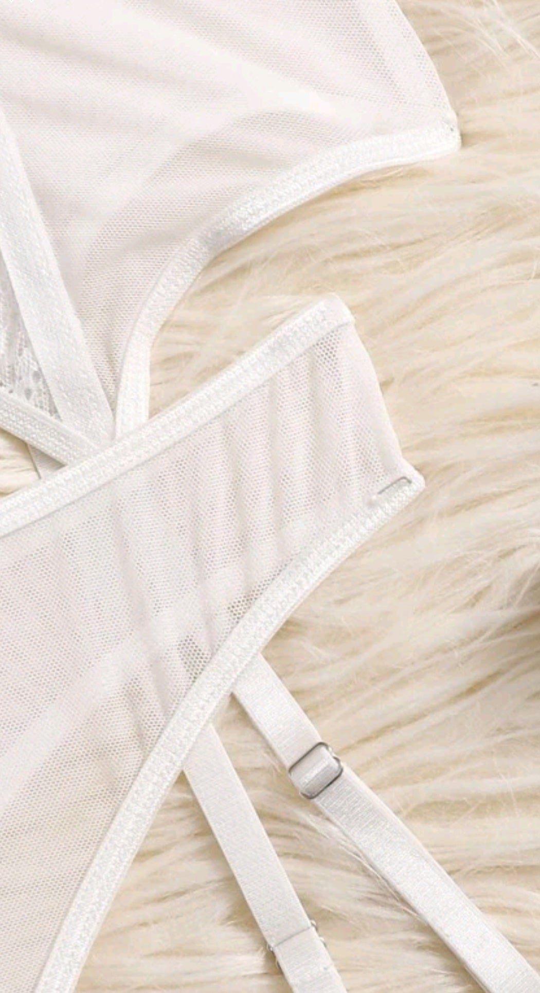 Conjunto de Lencería Color Blanco Con Medias